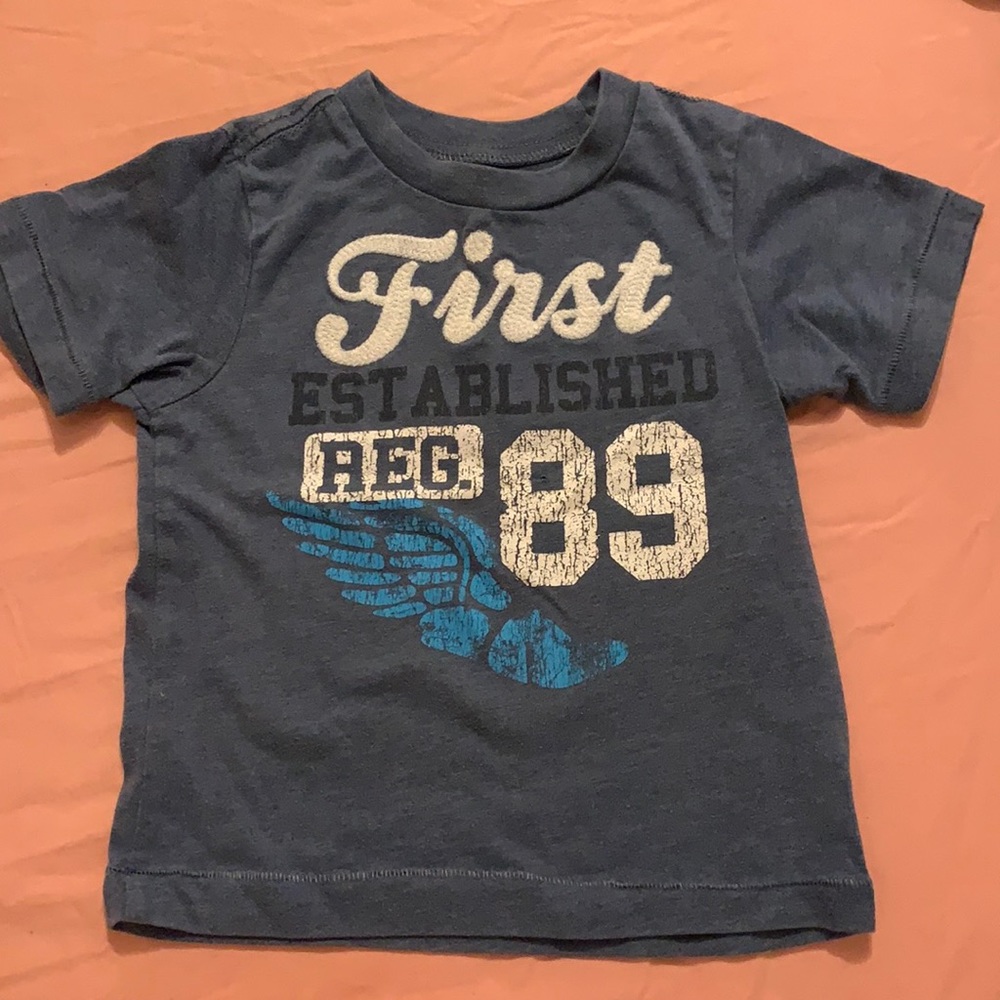 Children’s Place boys tshirt